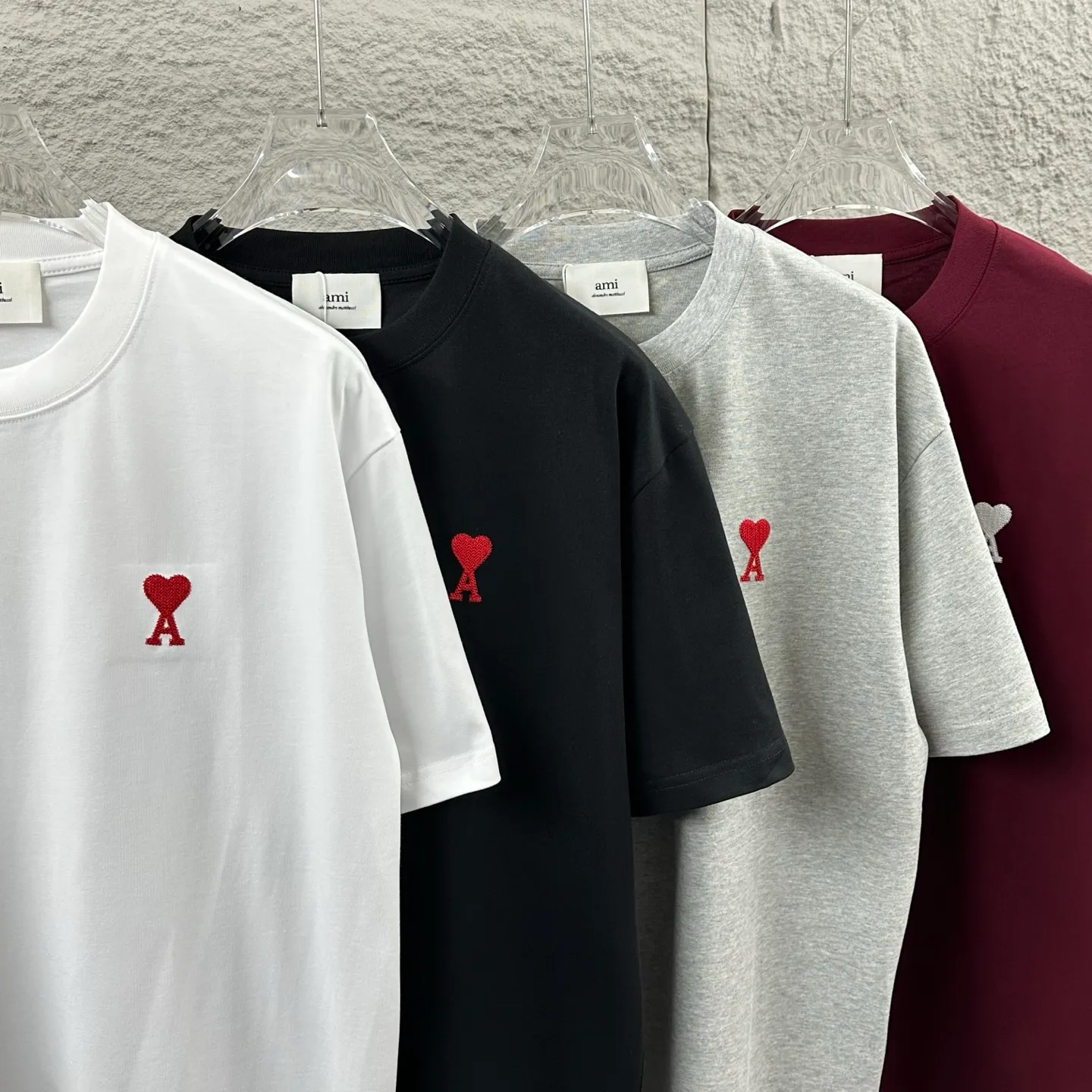 Ami Love 2026 Spring and Summer Style Classic simple three-dimensional embroidery small love personalized logo Customized double yarn plain cotton fabric Short-sleeved T-shirt Men and women Same Style Color: Black White Flower Gray Angola Red Size: S (90-130 pounds) M (120-150 pounds) L (140-165 pounds) XL (160-180 pounds) XXL (180-210 pounds)